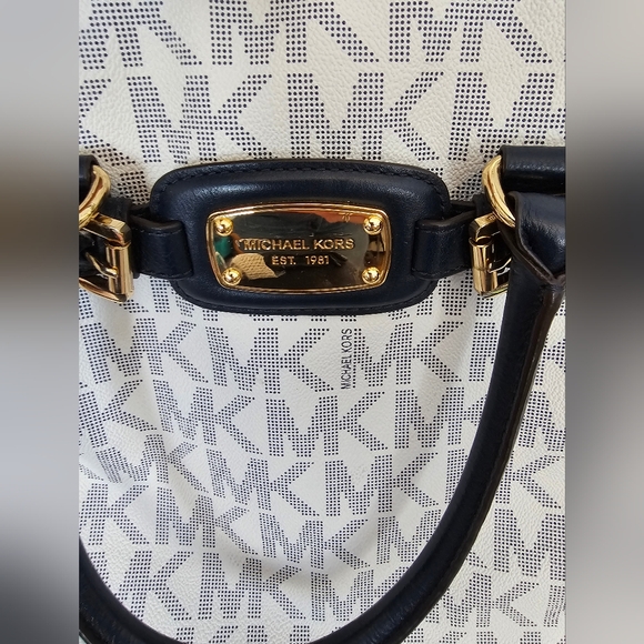 Michael Kors large tote handbag - Picture 5 of 10